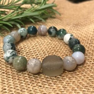 Bulky Stretch Bracelet Recycled Glass & 10mm Natural Tree Agate Beads